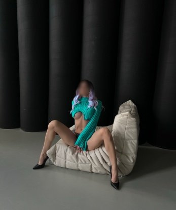 Самая изысканная и чувственная любовница ждет встречи с истинным ценителем. Приглашаю в гости для незабываемого секса и ярких ощущений. Гарантирую конфиденциальность и полное погружение в мир страсти. 10412, 20 лет